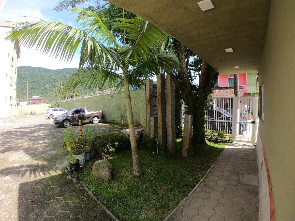 Apto Pertinho Da Praia - Lindo E Equipado! Internet 400Mb E 3 Tvs - Completo! Tv A Cabo Ubatuba Dış mekan fotoğraf